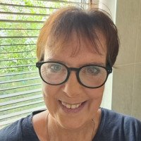 Claudia - Liebe & Partnerschaft - Beruf & Finanzen - Tierkommunikation - Hellsehen & Wahrsagen - Engelkontakte