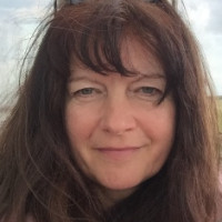 Christiane - Liebe & Partnerschaft - Tarot & Kartenlegen - Medium & Channeling - Beruf & Finanzen