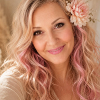 Medium Kisha - Engelkontakte - Beruf & Finanzen - Liebe & Partnerschaft - Hellsehen & Wahrsagen - Medium & Channeling