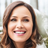 Annea - Liebe & Partnerschaft - Tarot & Kartenlegen - Medium & Channeling - Beruf & Finanzen