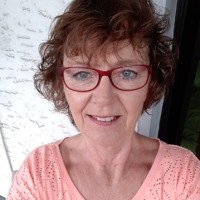 Vera Schall - Tarot & Kartenlegen - Beruf & Finanzen - Liebe & Partnerschaft